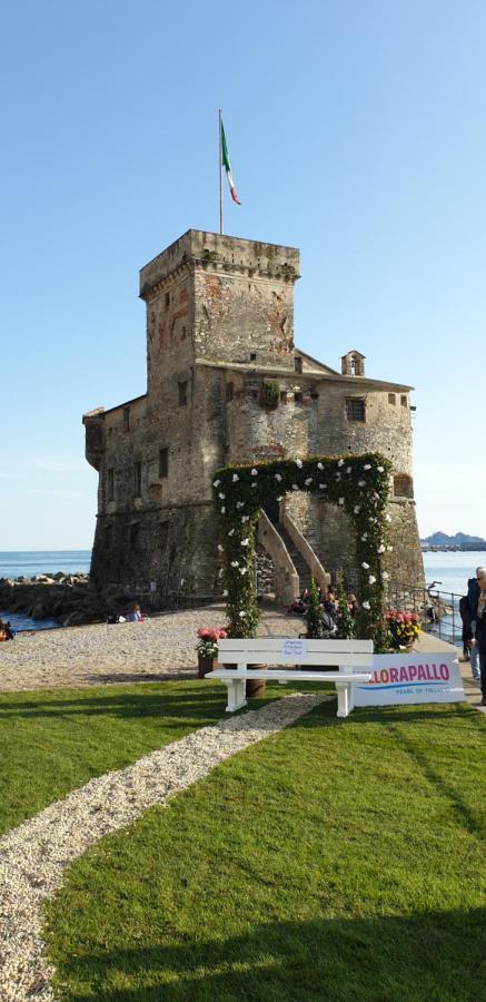 Il Vascello Apartment Rapallo Exterior foto
